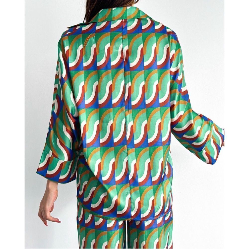 NWOT Zara Blogger’s Favorite Satin Effect Geometric Print Oversized Shirt, Small - Picture 10 of 16